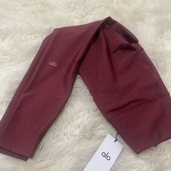 NWT ALO Yoga Burgundy High-Waist Leggings 7/8 Burgundy Truffle - Picture 1 of 3